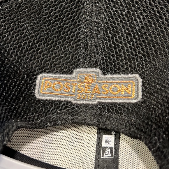 New Era CUBS TAKE 17 postseason hat NEW - Picture 3 of 8